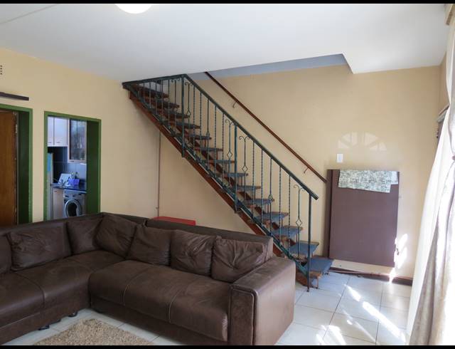 3 BEDROOM DUPLEX FOR SALE IN GROBLERPARK